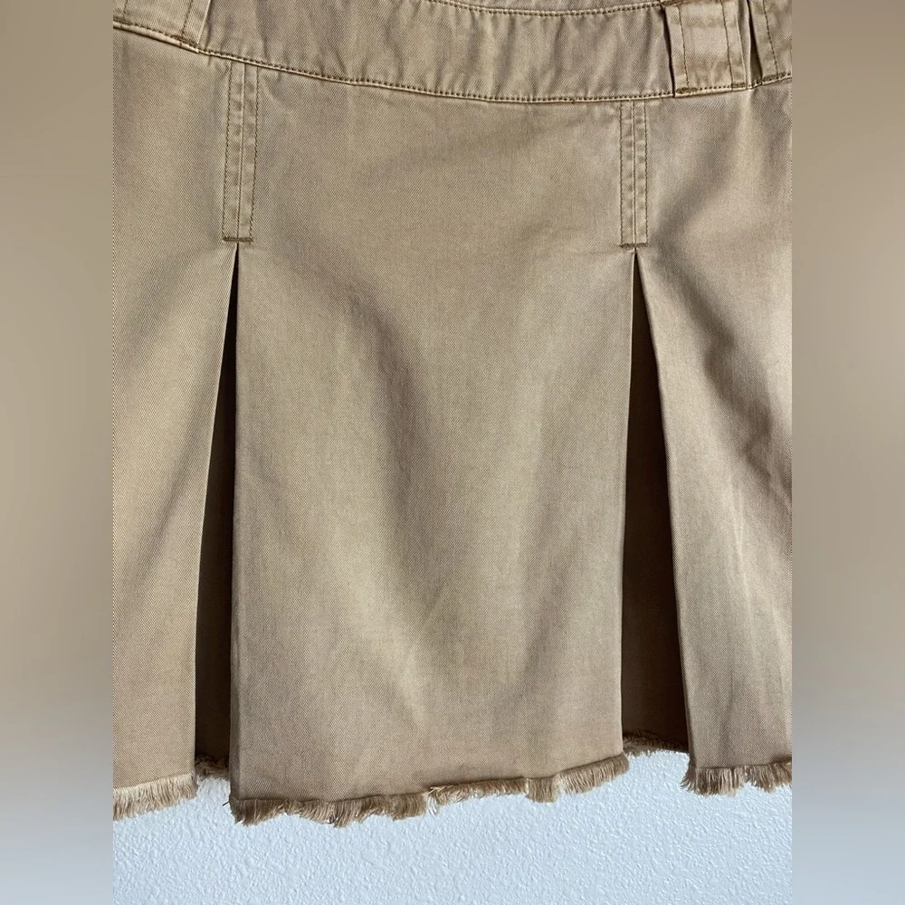 Free People - Khaki Pleated Mini Skirt - Size 8 - Picture 6 of 10